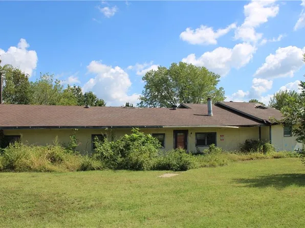 410 S Military Ave, Mulberry, KS 66756