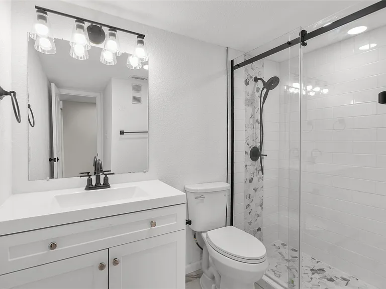 5001 Lamonte Ln #105 — Photo 10