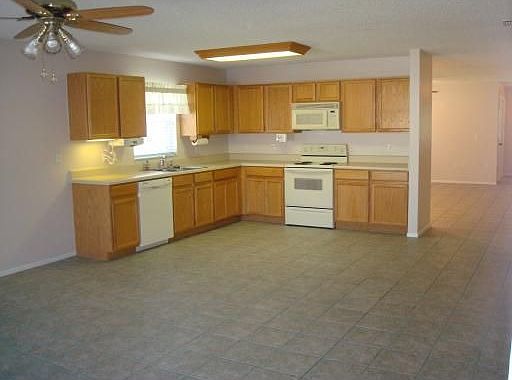 2nd image of 3114 Natoma Way