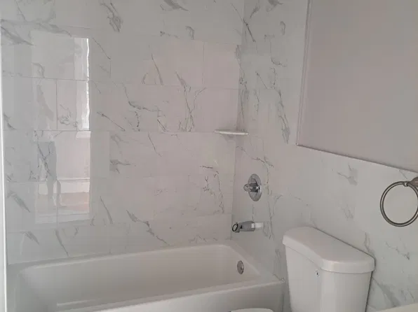 (undisclosed Address), Maspeth, NY 11378