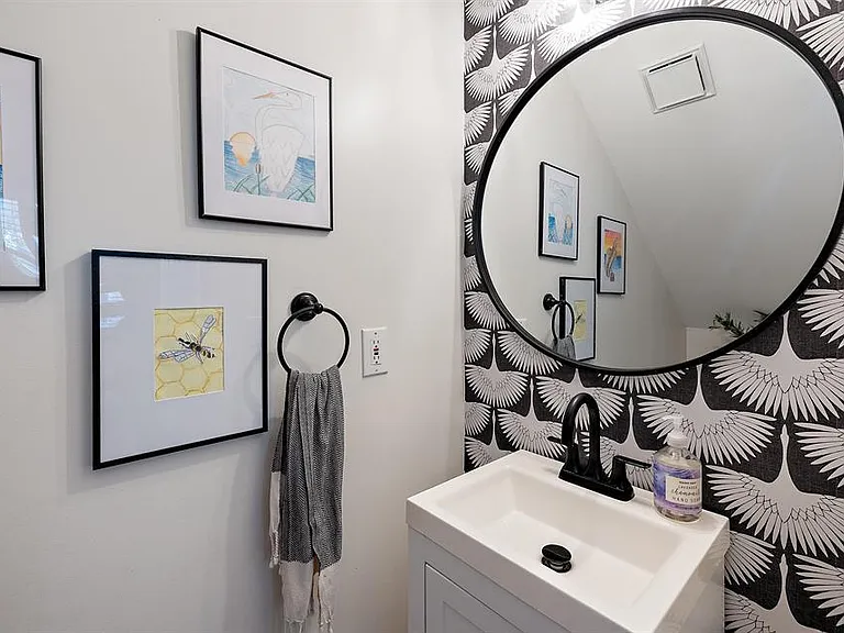 2448 Fulford Ct — Photo 8