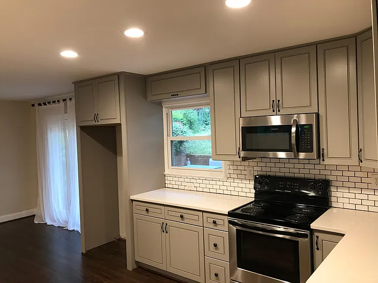4233 Wright Ave — Photo 3