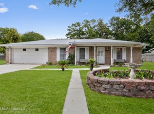 3412 Nottingham Rd, Ocean Springs, MS 39564