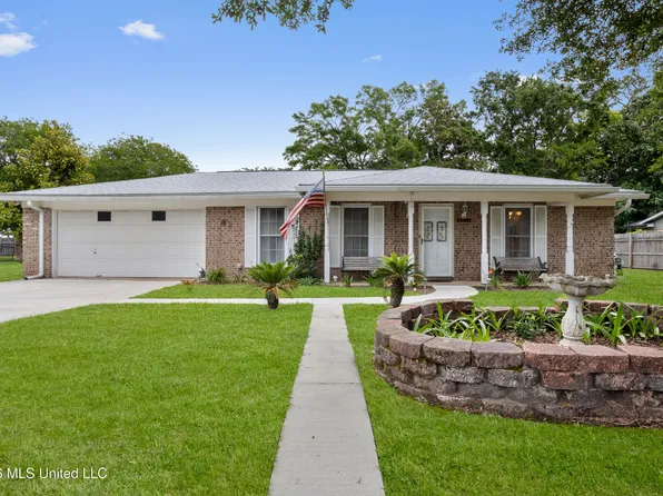3412 Nottingham Rd, Ocean Springs, MS 39564
