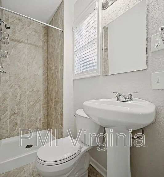 864 W 36th St — Photo 20