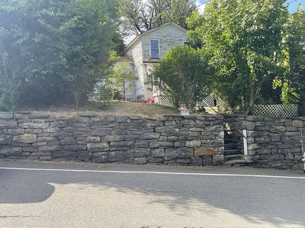 6 Smith Row, Plymouth, PA 18651