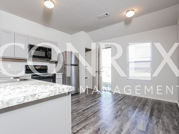 5th image of 1410 Aster Dr