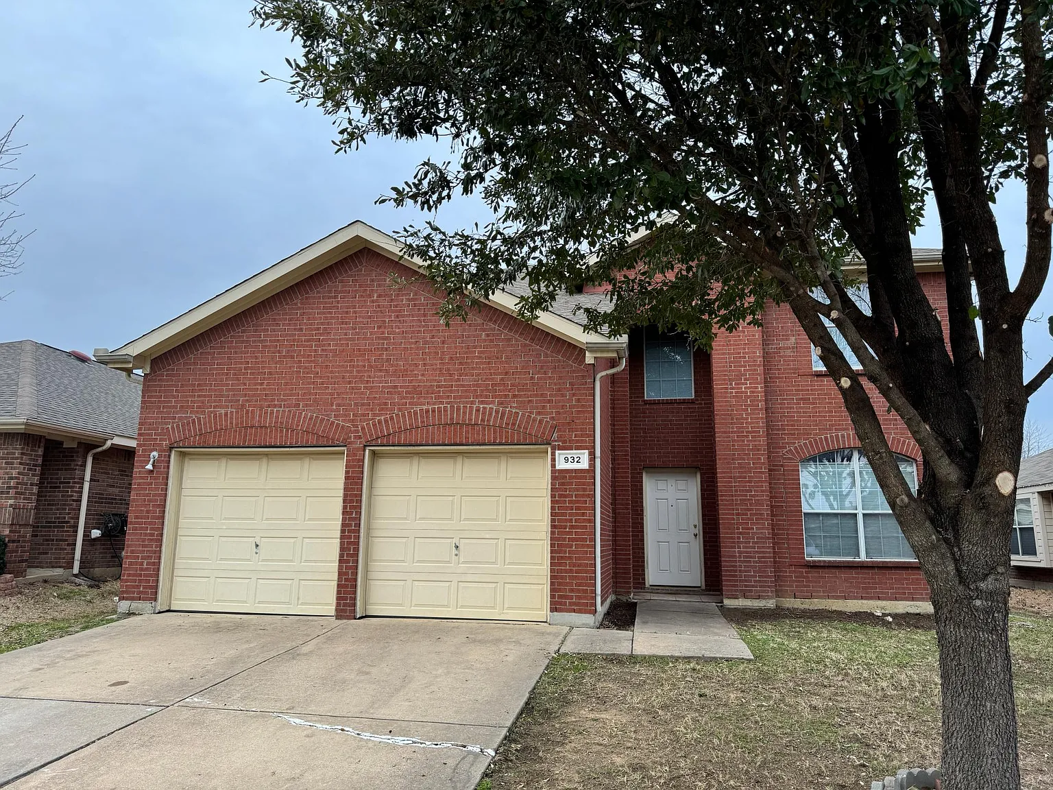 4 bed, 2.5 bath, 2570 sqft, $2,650 — Photo 3