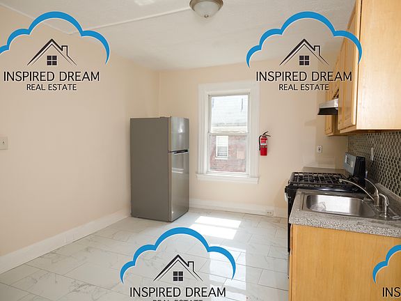 3rd image of 53 Lenox Ave Floor 2