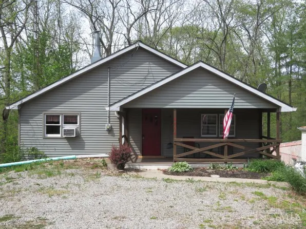 6946 Mountain View Dr, Hillsboro, OH 45133