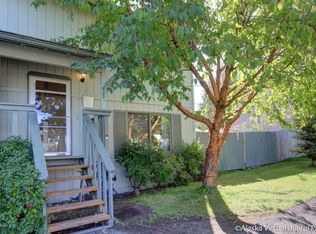 8051 Sabrina St, Anchorage, AK 99507