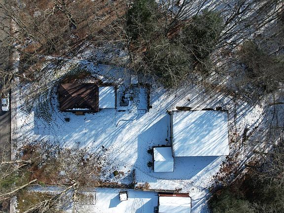 3rd image of 478 Albion Rd