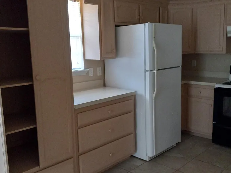 109 E Dominion Dr #B — Photo 6