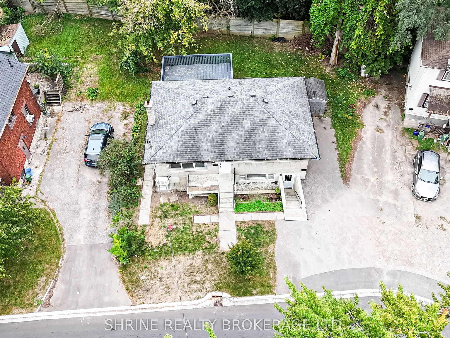 5 bed, $2,000 — Photo 2