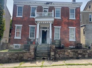 114 E Marshall St, Norristown, PA