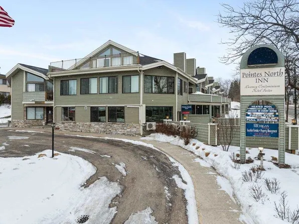 101 Michigan Ave #103, Charlevoix, MI 49720