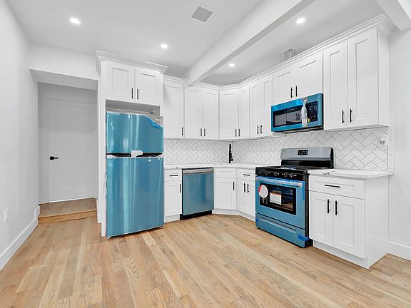 2nd image of 737 Georgia Ave