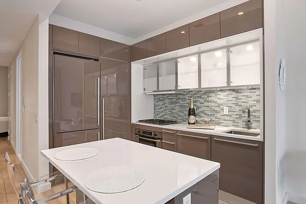 Rented by Compass | media 21