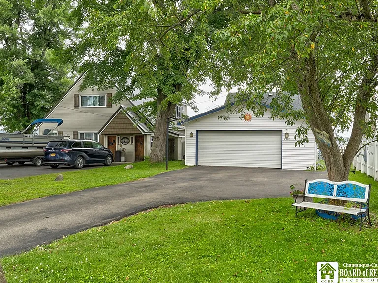 2372 Lakeside Dr — Photo 40