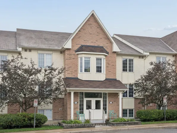 8 Petra Way #2, Whitby, ON L1R 0A6
