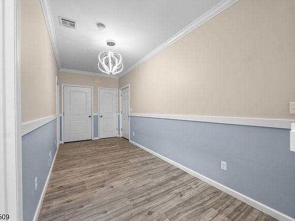 3rd image of 1034 William St #B