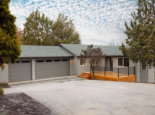 3017 SW 35th Ct, Redmond, OR 97756