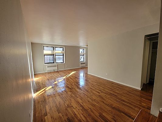 1st image of 405 E 16th St APT 4A