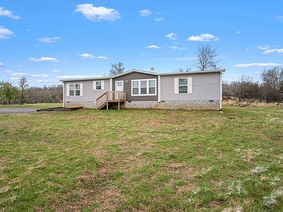 3rd image of 505 Philippi Rd