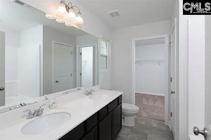 434 Keeble Dr — Photo 4