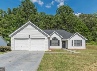 160 Goldleaf Dr, Hampton, GA 30228