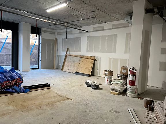3rd image of 4-21 27th Ave #1C