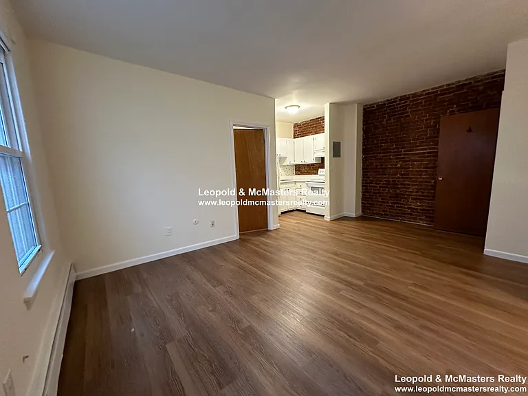 South Huntington Apartments — Photo 14