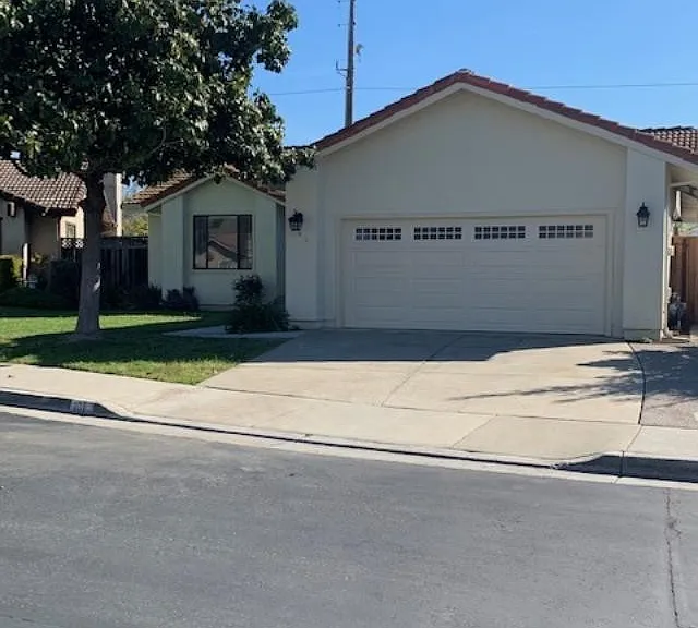 161 Bender Cir — Photo 1
