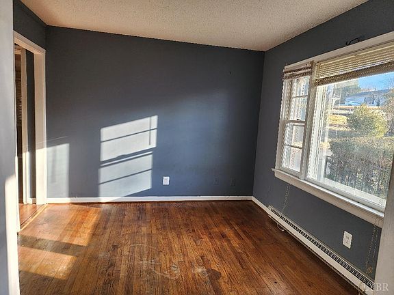 5th image of 166 Martins Ln