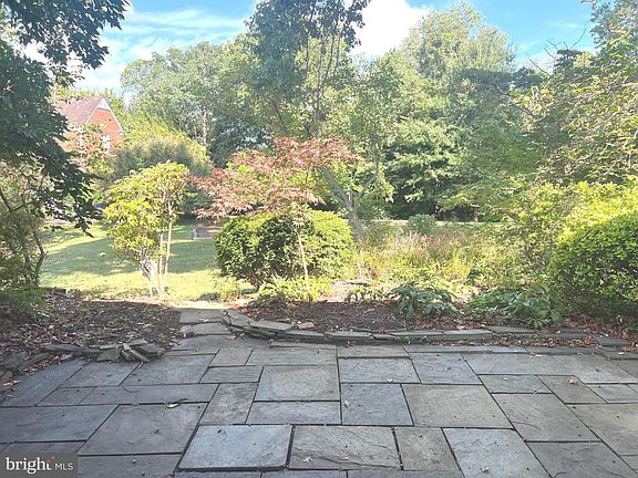 4th image of 1603 Mount Eagle Pl