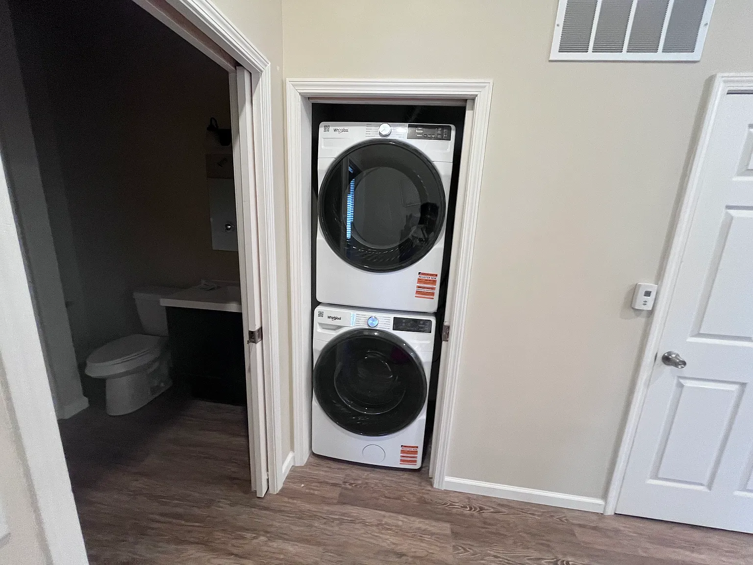 1 bed, 500 sqft, $1,350 — Photo 2