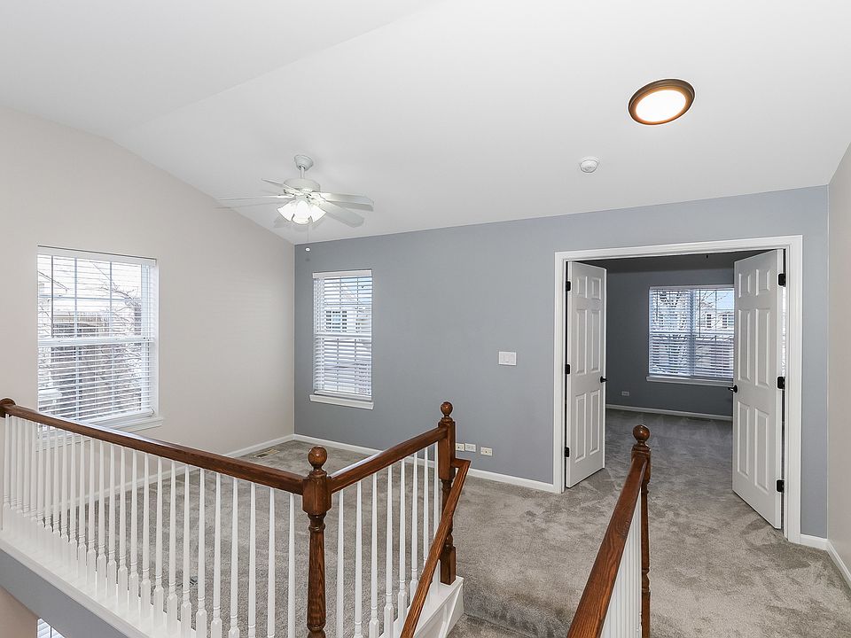 2nd image of 7 Shade Tree Ct