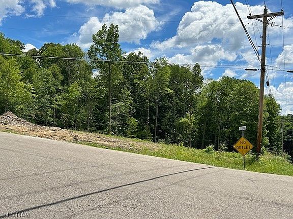 5th image of 269 E Mohawk Dr