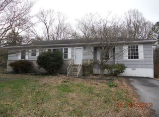 1216 Bluebird Dr, Knoxville, TN 37918
