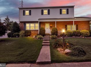 603 Governor Dr, Reading, PA 19607