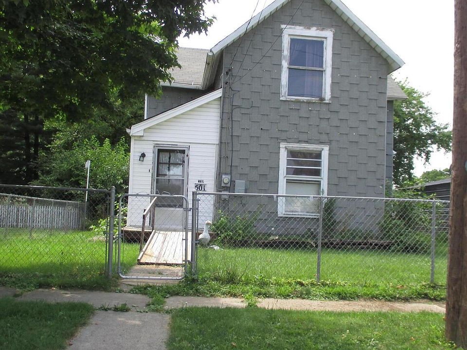 1st image of 501 NE Scranton Ave