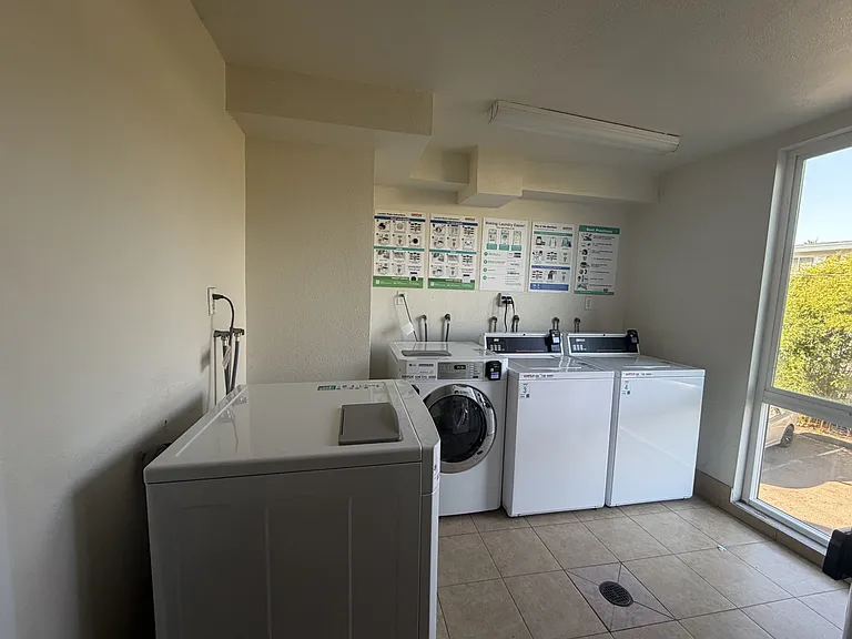4860 Rolando Ct #15 — Photo 20