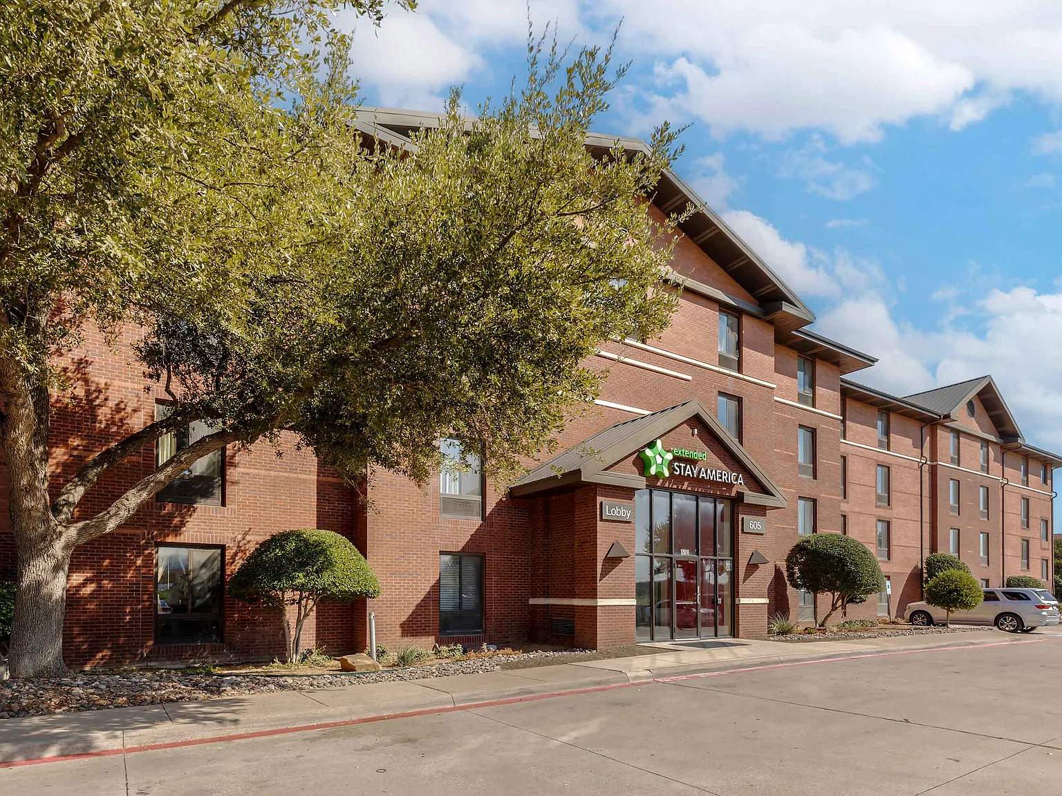 Dallas - Las Colinas - Meadow Creek Dr. — Photo 3