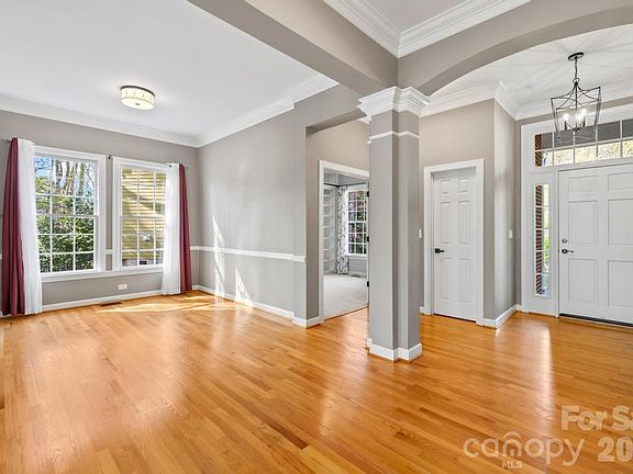 5th image of 15815 Kincardin Dr