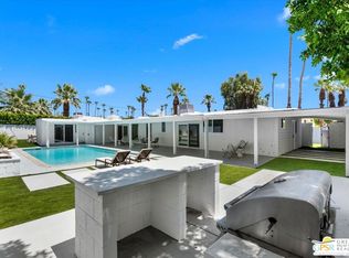 555 S Roxbury Dr, Palm Springs, CA 92264