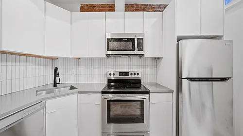 1815 Woodbine St #1RR Photo 1 1815 Woodbine St #1RR Photo 1