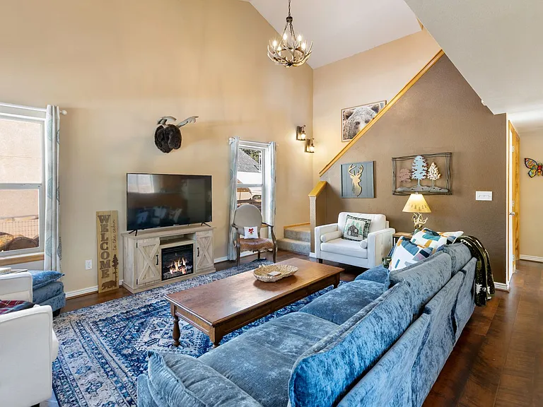 509 N Center St — Photo 10