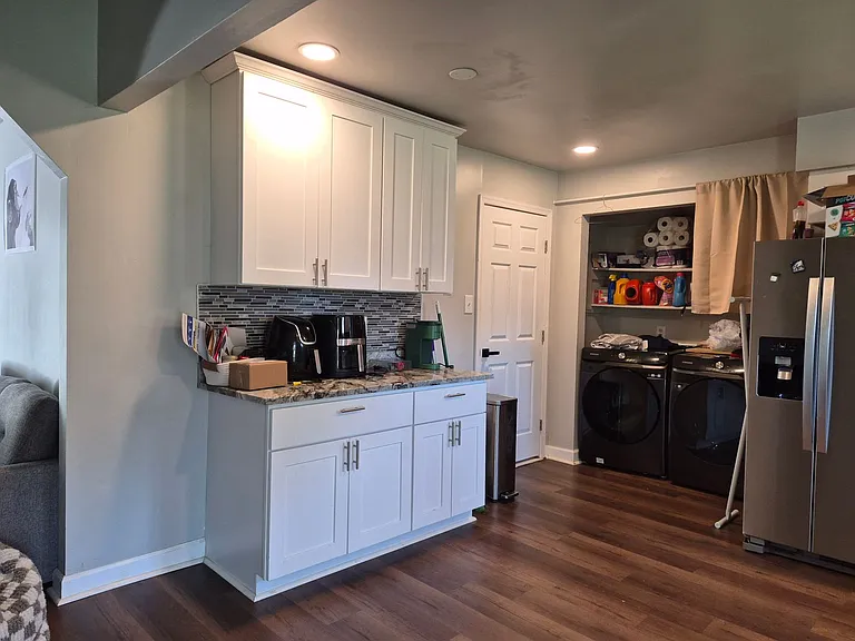 1301 Cypress Pl — Photo 8