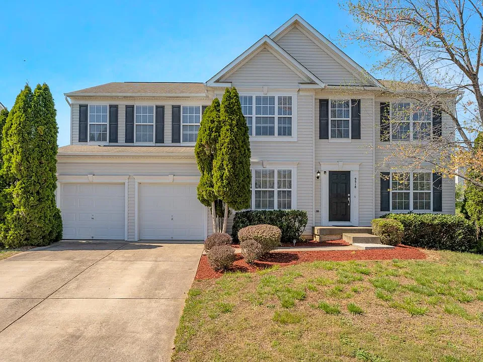 9518 Laurel Oak Dr