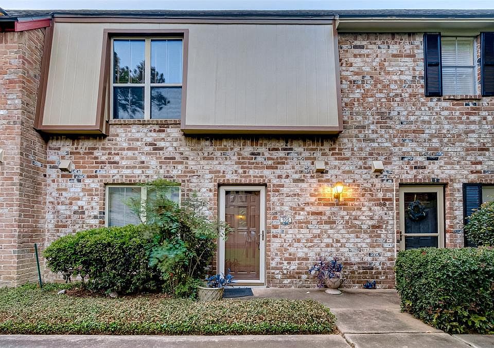 1st image of 14723 Barryknoll Ln APT 105